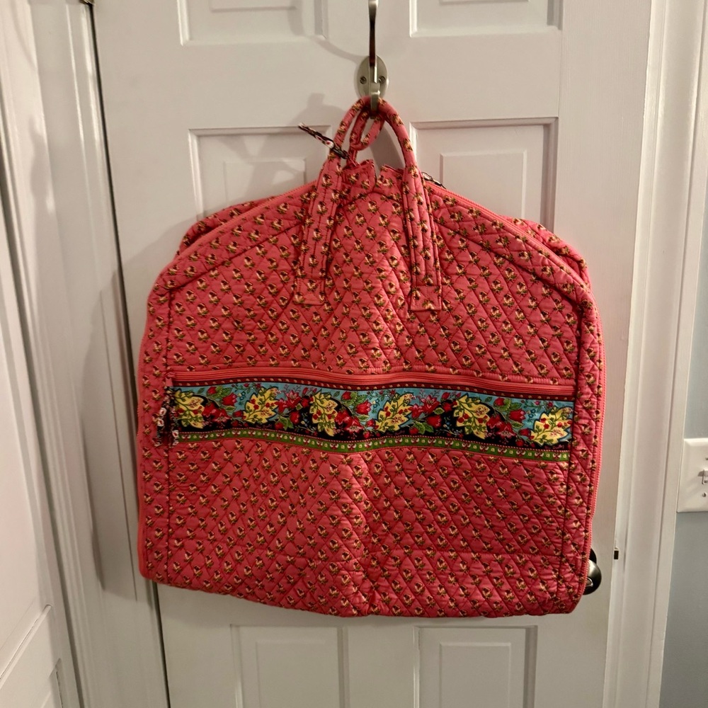 Vera Bradley Garment Bag Pink Quilt